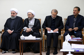 جلسه‌ رهبر معظم انقلاب با رؤسای قوای سه‌گانه و تنی چند از مسئولان
