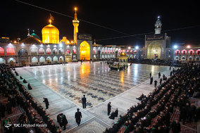 خطبه خوانی شب شهادت امام رضا (ع) در مشهد مقدس