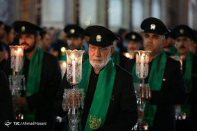 خطبه خوانی شب شهادت امام رضا (ع) در مشهد مقدس