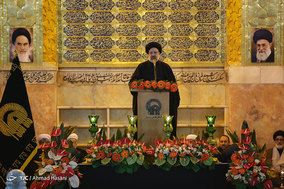 خطبه خوانی شب شهادت امام رضا (ع) در مشهد مقدس