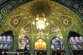 مراسم عزاداری شب شهادت امام رضا (ع)در حرم رضوی