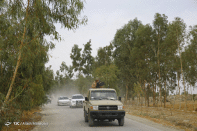 بازدید علی لاریجانی از مناطق زلزله زده کرمانشاه