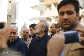بازدید علی لاریجانی از مناطق زلزله زده کرمانشاه