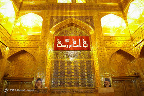 شام غریبان امام رضا (ع) در حرم مطهر رضوی
