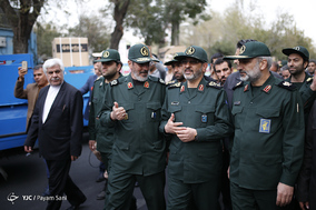 مراسم اهدای جهیزیه از طرف بسیج مستضعفین به خانواده های نیازمند