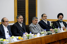 دیدار آیت الله اراکی دبیرکل مجمع جهانی تقریب مذاهب با رئیس رسانه ملی
