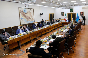 دیدار آیت الله اراکی دبیرکل مجمع جهانی تقریب مذاهب با رئیس رسانه ملی