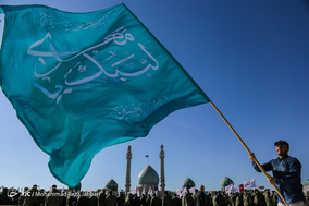 صبحگاه مشترک یگان های نظامی وانتظامی جهت تجدید بیعت با امام زمان (ع) - قم