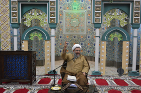 مراسم ختم حبیب اله چایچیان در مسجد بلال