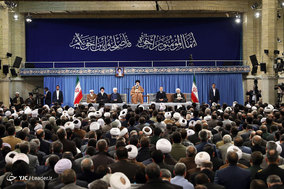 دیدار مسئولان نظام، مهمانان کنفرانس وحدت اسلامی و سفرای کشورهای اسلامی با مقام معظم رهبری