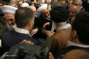 دیدار مسئولان نظام، مهمانان کنفرانس وحدت اسلامی و سفرای کشورهای اسلامی با مقام معظم رهبری