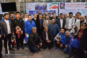 بازگشت تیم ملی وزنه برداری، قهرمان جهان از آمریکا