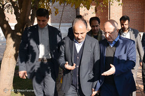بازدید شهردار تهران از خانه هنرمندان