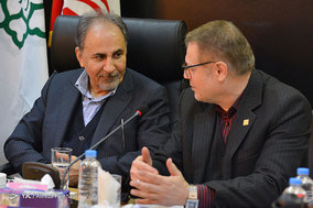 بازدید شهردار تهران از خانه هنرمندان