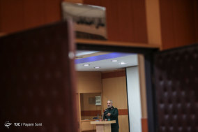 نمایش موشک بالستیک «ذوالفقار» در دانشگاه امیرکبیر