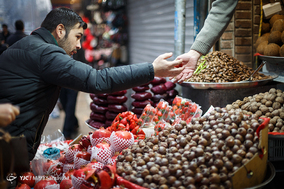 بازار تجریش در آستانه ی شب یلدا