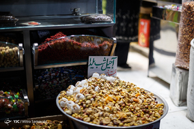 بازار تجریش در آستانه ی شب یلدا