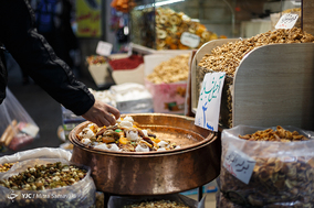 بازار تجریش در آستانه ی شب یلدا