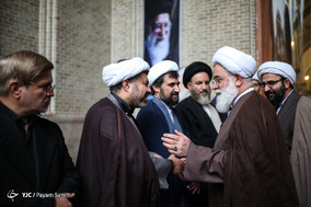 مراسم ترحیم آیت الله حائری شیرازی در مدرسه عالی مطهری