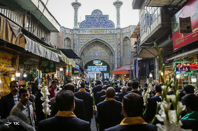 آیین تعویض پرچم گنبد حرم حضرت عبدالعظیم الحسنی (ع)