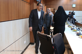 مراسم کلنگ زنی بزرگترین بیمارستان ام اس خاورمیانه در بیمارستان سینا