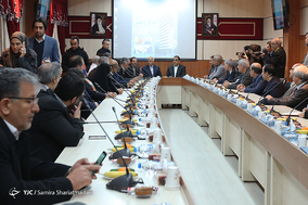 مراسم کلنگ زنی بزرگترین بیمارستان ام اس خاورمیانه در بیمارستان سینا