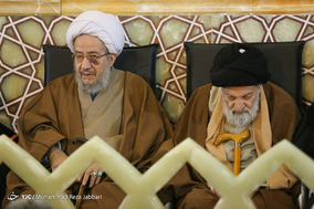 آیین خطبه خوانی و شمع گردانی خادمان حرم حضرت معصومه(س) در قم