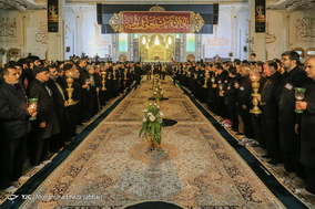 آیین خطبه خوانی و شمع گردانی خادمان حرم حضرت معصومه(س) در قم
