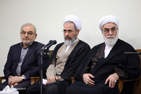 دیدار دست‌اندرکاران کنگره شهدا و ایثارگران روحانی استان قم با مقام معظم رهبری
