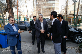 بازدید سورنا ستاری معاون علمی و فناوری رئیس جمهور از باشگاه خبرنگاران جوان