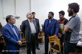 بازدید سورنا ستاری معاون علمی و فناوری رئیس جمهور از باشگاه خبرنگاران جوان