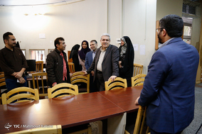 بازدید سورنا ستاری معاون علمی و فناوری رئیس جمهور از باشگاه خبرنگاران جوان