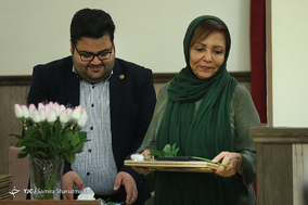 مراسم جشن تولد هنرمندان پیشکسوت متولد دی‌ماه