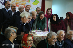مراسم جشن تولد هنرمندان پیشکسوت متولد دی‌ماه