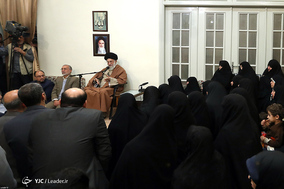 دیدار جمعی از خانواده‌های شهدا با رهبر معظم انقلاب اسلامی
