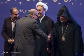 نشست شهردار تهران با رهبران ادیان توحیدی و جمعی از چهره های برجسته اقلیت های مذهبی