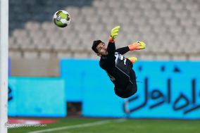 دیدار تیم های فوتبال پرسپولیس و نفت تهران