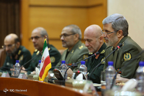 دیدار وزیر دفاع ایران با وزیر تولیدات دفاعی پاکستان
