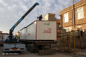ساخت و توزیع کانکس در بین زلزله زدگان کرمانشاه