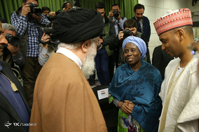 دیدار شرکت‌کنندگان در سیزدهمین کنفرانس اتحادیه بین‌المجالس سازمان همکاری اسلامی با رهبرمعظم انقلاب