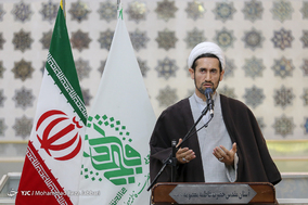 آئین رونمایی از اثر هنری 