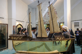 آئین رونمایی از اثر هنری 