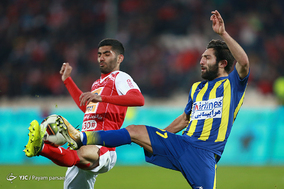 دیدار تیم های فوتبال پرسپولیس و گسترش فولاد