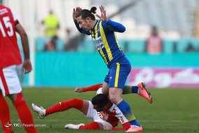 دیدار تیم های فوتبال پرسپولیس و گسترش فولاد