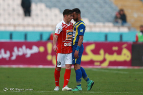دیدار تیم های فوتبال پرسپولیس و گسترش فولاد