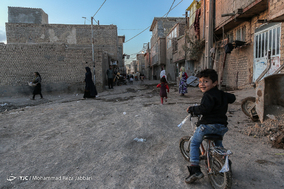 محرومیت پشت ریل‌های شهر قم