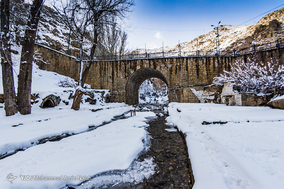 یک روز برفی در همدان