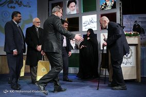 آیین بزرگداشت سی و نهمین سالروز ورود امام خمینی (ره) به ایران و اقامت ایشان در مدرسه «رفاه» با سخنرانی سیدمحمد بطحایی وزیر آموزش و پرورش برگزار شد