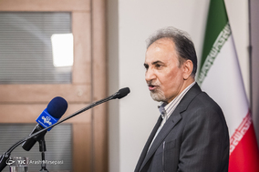 نشست شهردار تهران با خانواده قهرمانان حادثه ساختمان پلاسکو