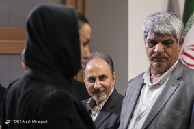 نشست شهردار تهران با خانواده قهرمانان حادثه ساختمان پلاسکو